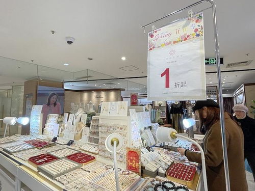 三個月內十家老牌百貨“陣亡”，百貨零售業面臨多重挑戰